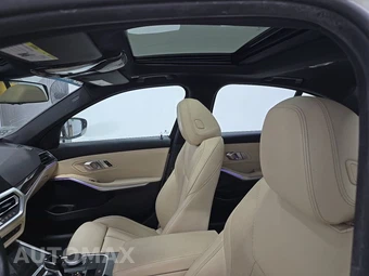 2022 BMW 3 Series Sedan 330i xDrive - miniatura 18