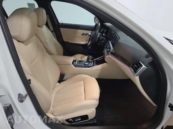2022 BMW 3 Series Sedan 330i xDrive - miniatura 8