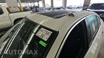 2022 BMW 3 Series Sedan 330i xDrive - miniatura 17