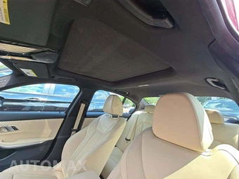 2022 BMW 3 Series Sedan 330i xDrive - miniatura 11