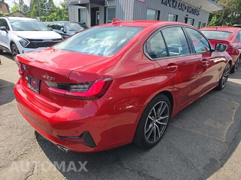 2022 BMW 3 Series Sedan 330i xDrive - miniatura 3