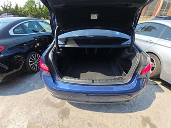 2022 BMW 3 Series Sedan 330i xDrive - miniatura 14