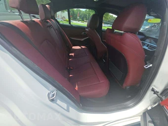 2022 BMW 3 Series Sedan 330i xDrive - miniatura 16