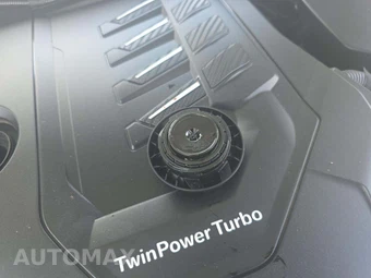 2022 BMW 3 Series Sedan 330i xDrive - miniatura 24