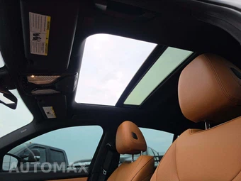 2022 BMW 3 Series Sedan 330i xDrive - miniatura 11