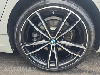 2022 BMW 3 Series Sedan 330i xDrive M SPORT LINE - miniatura 11