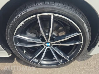2022 BMW 3 Series Sedan 330i xDrive M SPORT LINE - miniatura 9