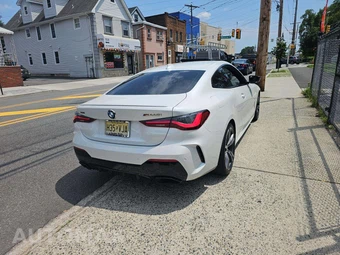2022 BMW 4 Series Coupe M440i xDrive - miniatura 3