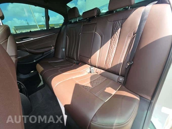 2022 BMW 5 Series Sedan 530i M SPORT LINE - miniatura 13