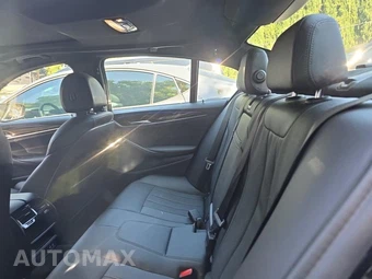2022 BMW 5 Series Sedan 530i M SPORT LINE - miniatura 16