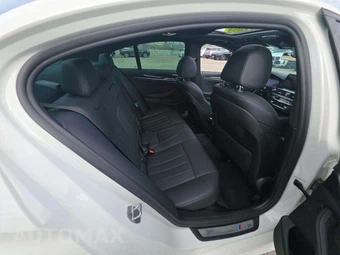 2022 BMW 5 Series Sedan 530i M SPORT LINE - miniatura 13