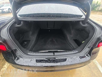 2022 BMW 5 Series Sedan 530i - miniatura 11