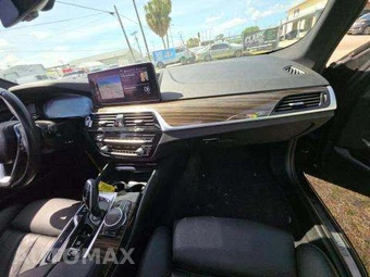 2022 BMW 5 Series Sedan 530i - miniatura 19