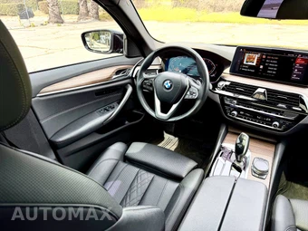 2022 BMW 5 Series Sedan 530i - miniatura 11