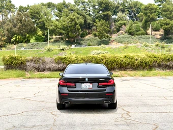 2022 BMW 5 Series Sedan 530i - miniatura 8