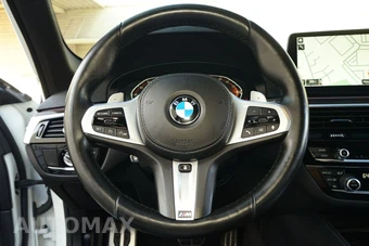 2022 BMW 5 Series Sedan 540i M SPORT LINE - miniatura 12