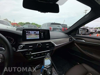 2022 BMW 5 Series Sedan 540i xDrive - miniatura 10