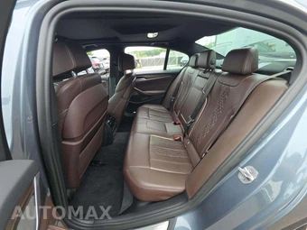 2022 BMW 5 Series Sedan 540i xDrive - miniatura 13