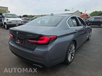2022 BMW 5 Series Sedan 540i xDrive - miniatura 3