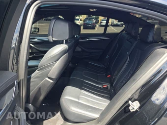 2022 BMW 5 Series Sedan M550i xDrive - miniatura 13