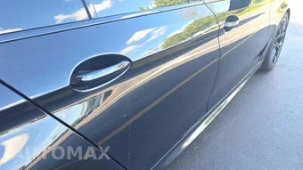 2022 BMW 5 Series Sedan M550i xDrive - miniatura 18