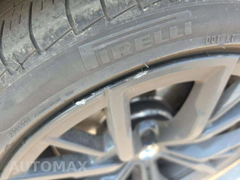 2022 BMW 5 Series Sedan M550i xDrive - miniatura 21