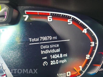 2022 BMW 5 Series Sedan M550i xDrive - miniatura 12