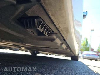 2022 BMW 5 Series Sedan M550i xDrive - miniatura 17