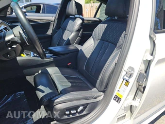 2022 BMW 5 Series Sedan M550i xDrive - miniatura 6