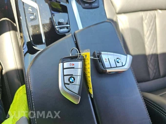 2022 BMW 5 Series Sedan M550i xDrive - miniatura 8