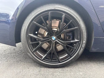 2022 BMW 5 Series Sedan M550i xDrive - miniatura 47