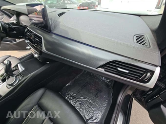 2022 BMW 5 Series Sedan M550i xDrive - miniatura 19