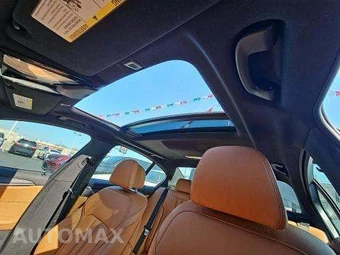 2022 BMW 5 Series Sedan M550i xDrive - miniatura 11