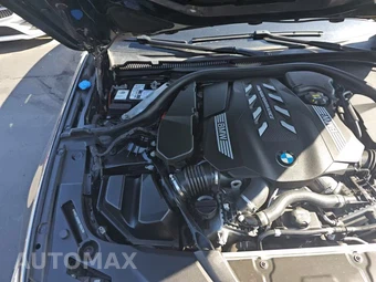 2022 BMW 5 Series Sedan M550i xDrive - miniatura 29