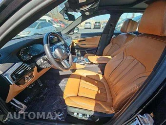 2022 BMW 5 Series Sedan M550i xDrive - miniatura 6