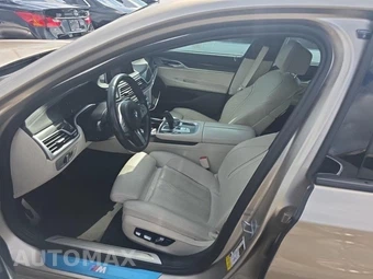 2022 BMW 7 Series Sedan 740i M SPORT LINE - miniatura 13