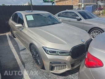 2022 BMW 7 Series Sedan 740i M SPORT LINE - miniatura 3