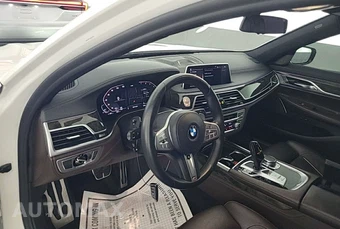 2022 BMW 7 Series Sedan 740i M SPORT LINE - miniatura 6