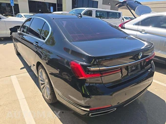 2022 BMW 7 Series Sedan 740i - miniatura 2