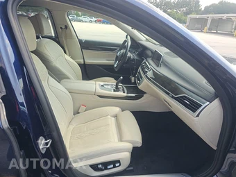 2022 BMW 7 Series Sedan 740i - miniatura 8