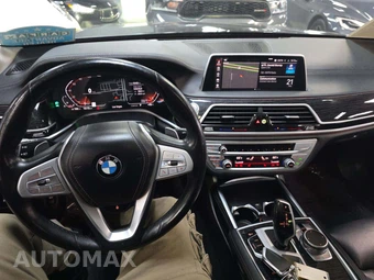 2022 BMW 7 Series Sedan 740i - miniatura 10