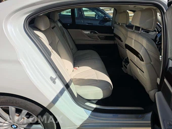 2022 BMW 7 Series Sedan 740i - miniatura 16