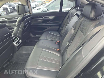 2022 BMW 7 Series Sedan 740i xDrive - miniatura 13