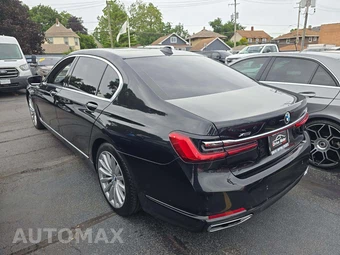 2022 BMW 7 Series Sedan 740i xDrive - miniatura 2