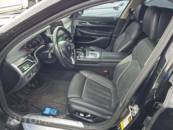 2022 BMW 7 Series Sedan 740i xDrive - miniatura 6