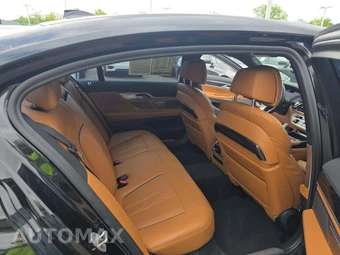 2022 BMW 7 Series Sedan 750i xDrive M SPORT LINE - miniatura 13