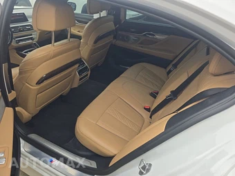 2022 BMW 7 Series Sedan 750i xDrive M SPORT LINE - miniatura 13