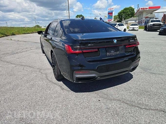 2022 BMW 7 Series Sedan 750i xDrive M SPORT LINE - miniatura 2
