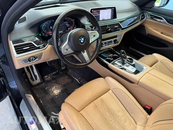 2022 BMW 7 Series Sedan 750i xDrive M SPORT LINE - miniatura 18
