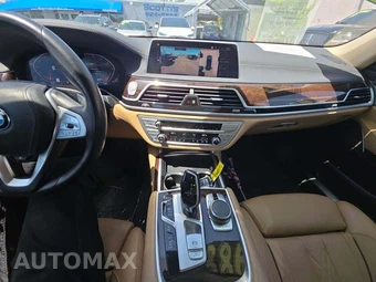 2022 BMW 7 Series Sedan 750i xDrive - miniatura 10